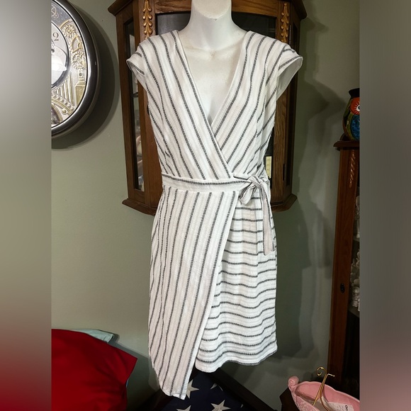 Hutch Dresses & Skirts - Hutch White and Black Striped Wrap Dress